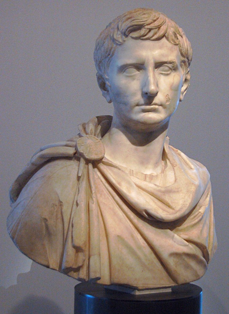 Bust of Octavian in marble, contemporary with the ruler, kept in the Capitoline Museum in Rome.