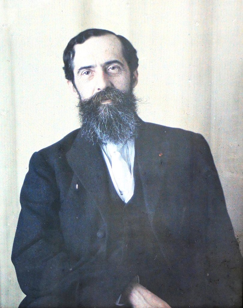 Portrait of André Honnorat (1868-1950), autochrome by Auguste Léon in 1920